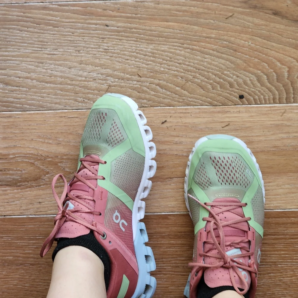 ON Running sneakers cloudflow V2 - Picture 1 of 8